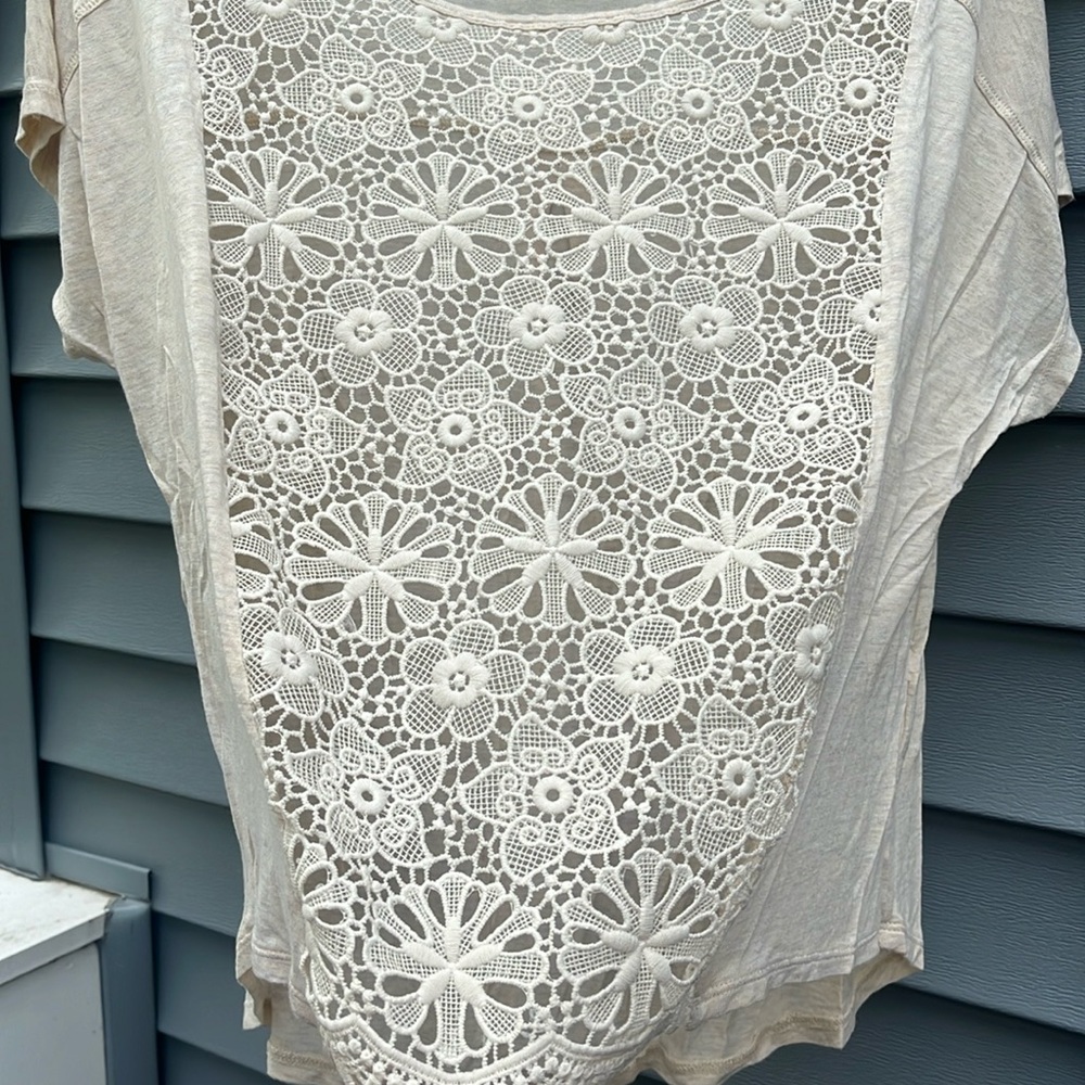 Rewind Lace Tee - Picture 3 of 4